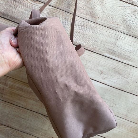 THE HERSCHEL CLASSIC TOTE BAG IN ASH ROSE - Picture 6 of 8